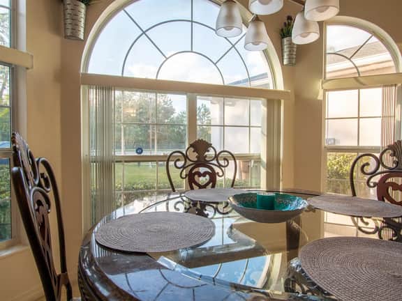 5Bed/4Bath Luxurious Privacy - Image 5